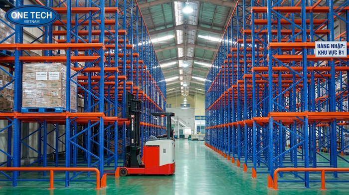 Kệ kho công nghiệp chống ẩm sơn tĩnh điện Kệ kho công nghiệp chống ẩm sơn tĩnh điện cho kho Hưng Yên